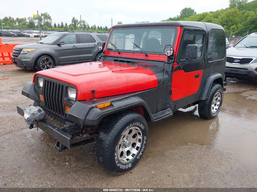 1993 Jeep Wrangler / VIN 1J4FY19P1PP207596 IAAI salvage auction — NORMAL WEAR, Clear (Illinois), sold $450 on 2026-07-18 (photo 2)