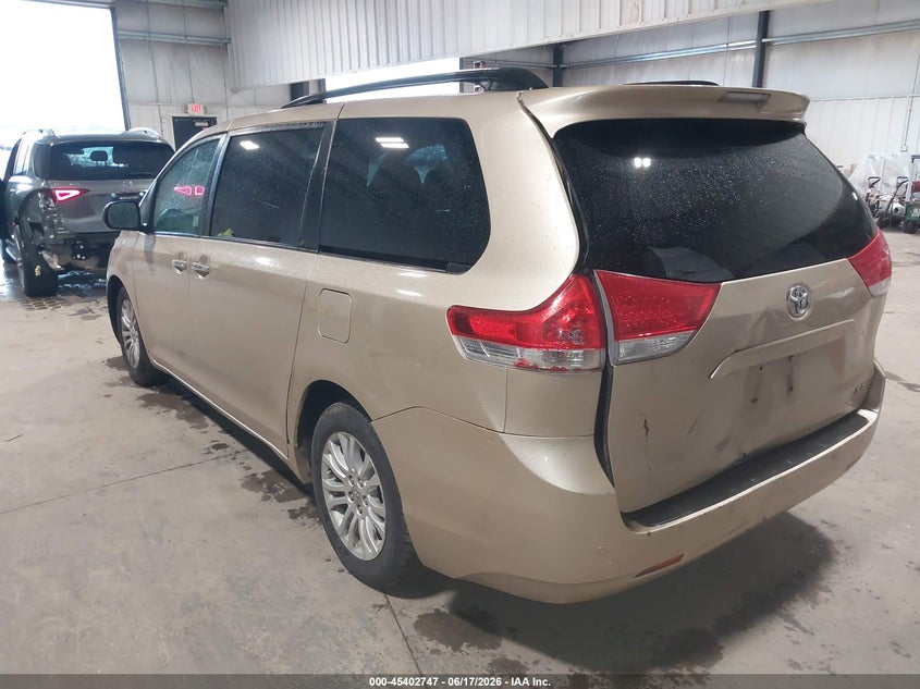2012 Toyota Sienna VIN 5TDYK3DC2CS245385 IAAI salvage auction — NORMAL WEAR, Clear (Montana), sold $1,050 on 2026-07-17 (photo 3)