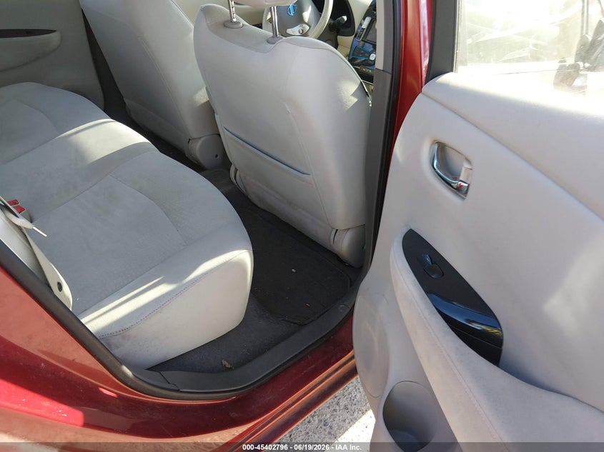 2012 Nissan Leaf VIN JN1AZ0CP4CT022527 IAAI salvage auction — NORMAL WEAR, Clear (Washington), sold $175 on 2026-07-08 (photo 8)