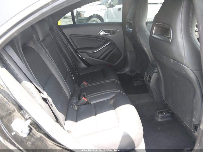 2019 Mercedes-benz Cla-klasse VIN WDDSJ4EB3KN741259 IAAI salvage auction — MECHANICAL, Salvage Title, sold $2,950 on 2026-07-23 (photo 8)
