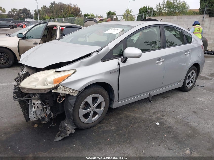 2015 Toyota Prius VIN JTDKN3DU9F0456578 IAAI salvage auction — FRONT END, Salvage Title, sold $950 on 2026-07-16 (photo 2)