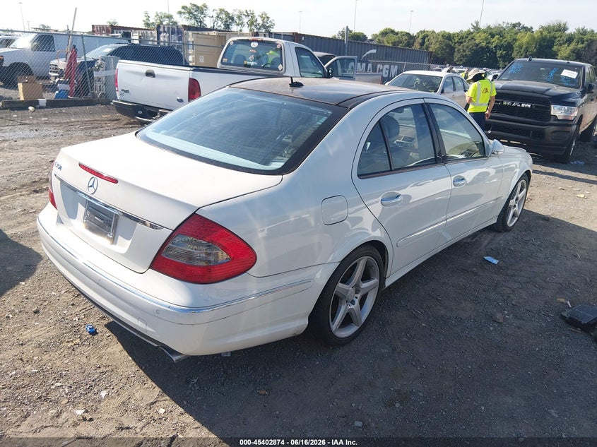 2009 Mercedes-benz E-class VIN WDBUF56X19B421159 IAAI salvage auction — NORMAL WEAR, Clear (Tennessee), sold $550 on 2026-07-16 (photo 4)