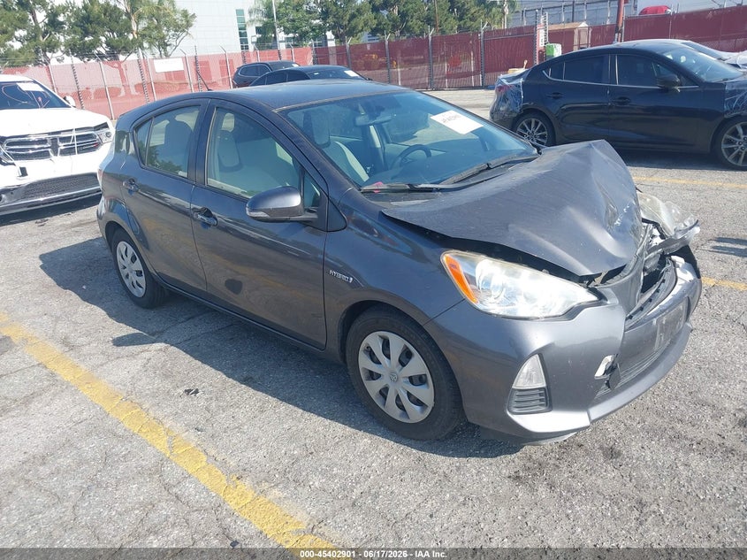 2013 Toyota Prius c VIN JTDKDTB35D1539915 IAAI salvage auction — FRONT END, Salvage Title, sold $650 on 2026-08-08 (photo 1)
