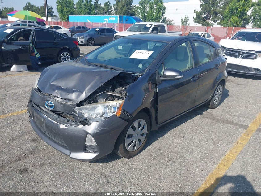 2013 Toyota Prius c VIN JTDKDTB35D1539915 IAAI salvage auction — FRONT END, Salvage Title, sold $650 on 2026-08-08 (photo 2)