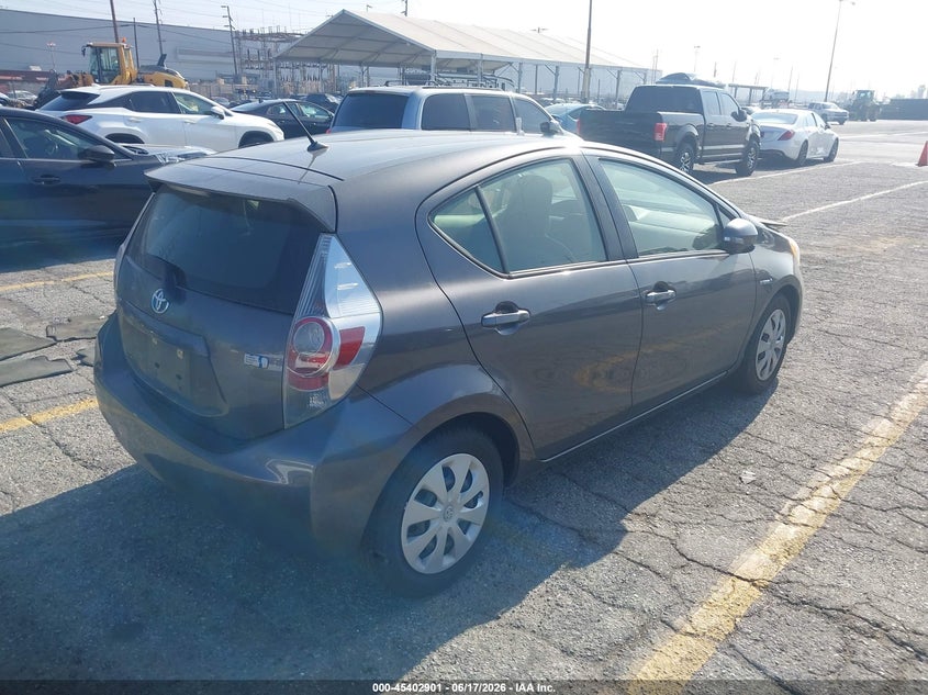 2013 Toyota Prius c VIN JTDKDTB35D1539915 IAAI salvage auction — FRONT END, Salvage Title, sold $650 on 2026-08-08 (photo 4)