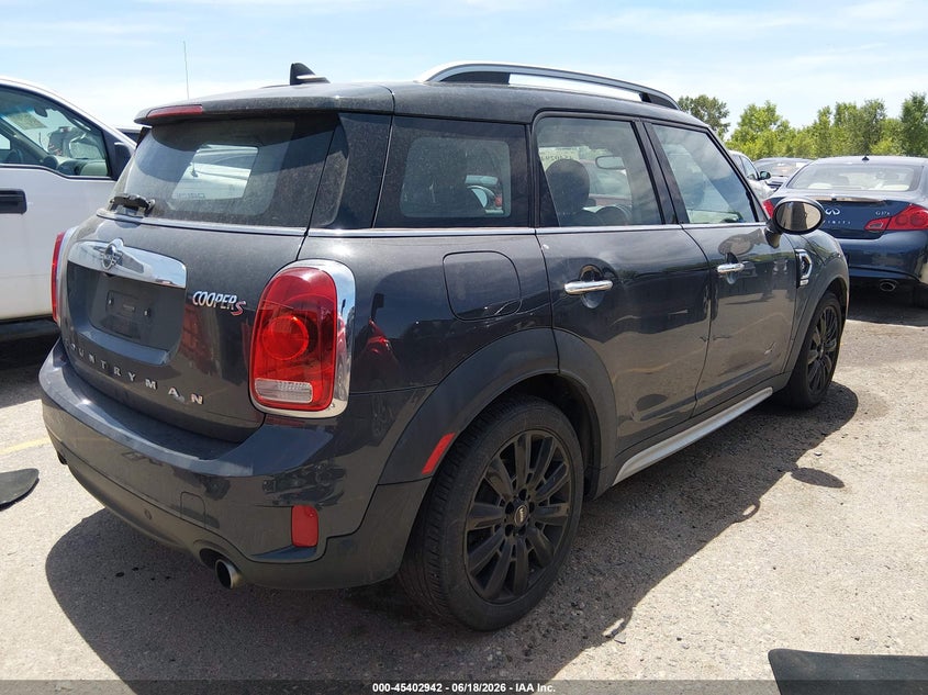 2019 Mini Countryman VIN WMZYT5C57K3E64230 IAAI salvage auction — HAIL, Salvage Title, sold $7,650 on 2026-09-01 (photo 4)