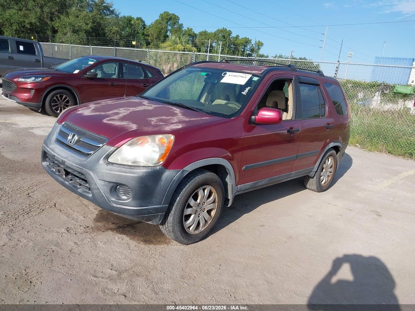 2005 Honda Cr-v VIN JHLRD788X5C033367 IAAI salvage auction — NORMAL WEAR, Clear (Florida), sold $300 on 2026-07-08 (photo 2)