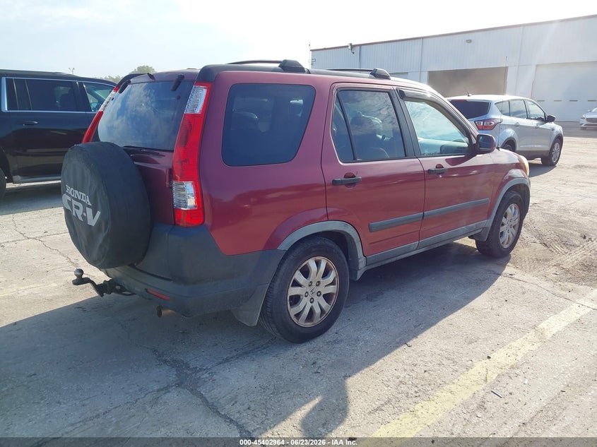 2005 Honda Cr-v VIN JHLRD788X5C033367 IAAI salvage auction — NORMAL WEAR, Clear (Florida), sold $300 on 2026-07-08 (photo 4)