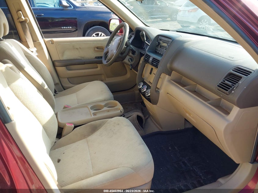 2005 Honda Cr-v VIN JHLRD788X5C033367 IAAI salvage auction — NORMAL WEAR, Clear (Florida), sold $300 on 2026-07-08 (photo 5)