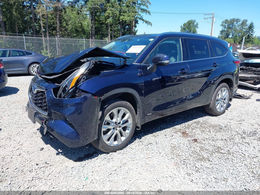 2021 Toyota Highlander VIN 5TDXBRCH6MS528501 IAAI salvage auction — FRONT END, Bill Of Sale (Washington), sold $11,800 on 2026-07-17 (photo 2)