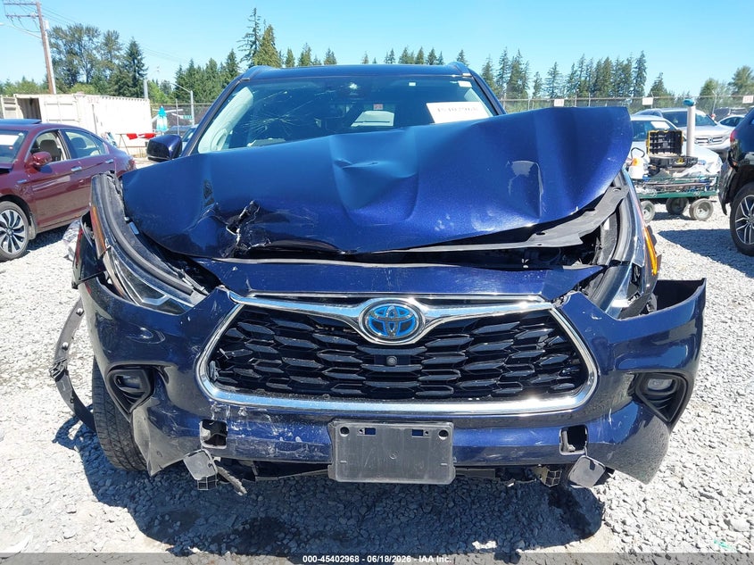 2021 Toyota Highlander VIN 5TDXBRCH6MS528501 IAAI salvage auction — FRONT END, Bill Of Sale (Washington), sold $11,800 on 2026-07-17 (photo 6)