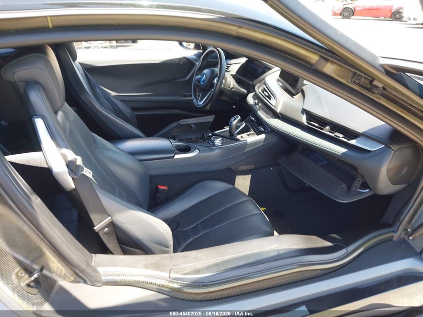 2016 BMW I8 VIN WBY2Z2C58GV674961 IAAI salvage auction — MECHANICAL, Clear - Dealer Only (California), sold $18,550 on 2026-07-20 (photo 5)