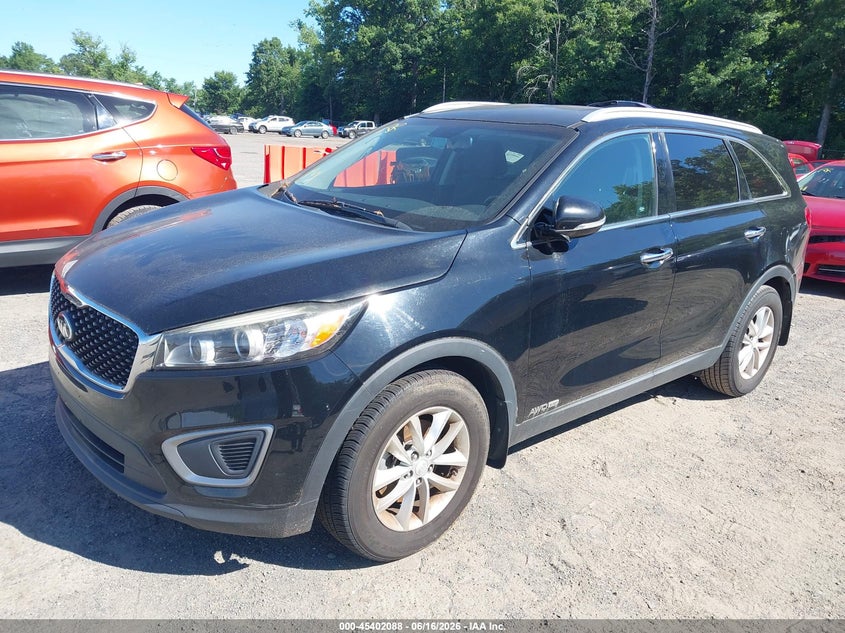 2016 Kia Sorento VIN 5XYPGDA54GG090009 IAAI salvage auction — NORMAL WEAR, Clear (Virginia), sold $2,175 on 2026-07-15 (photo 2)