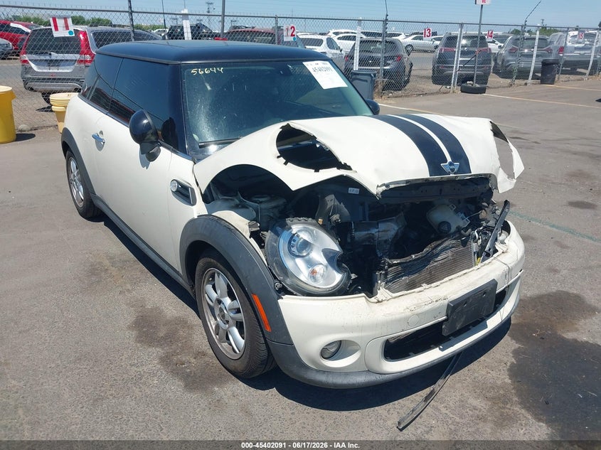 2013 Mini VIN WMWSU3C54DT683697 IAAI salvage auction — FRONT END, Salvage Title, sold $400 on 2026-07-22 (photo 1)