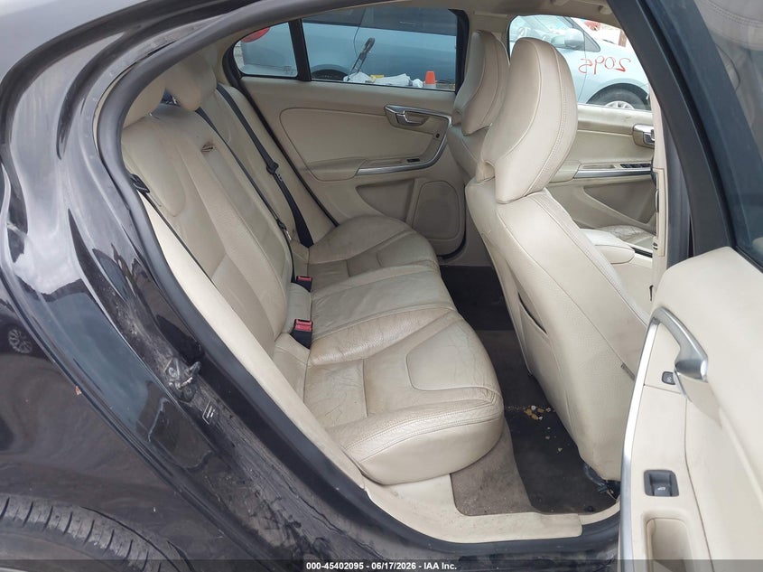 2011 Volvo S60 VIN YV1902FH9B2016747 IAAI salvage auction — FRONT END, Salvage (Pennsylvania), sold $25 on 2026-07-08 (photo 8)