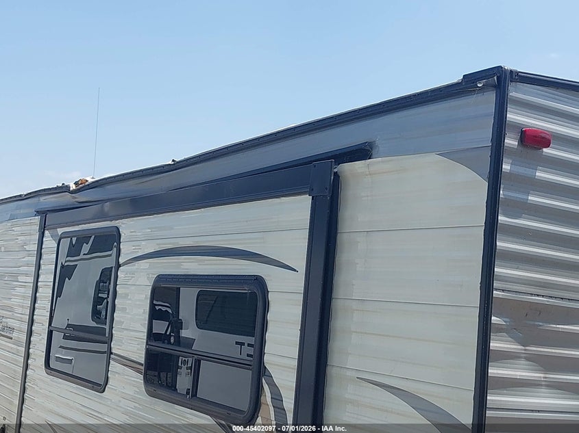 2014 Coachmen Catalina VIN 5ZT2CARB3EA018583 IAAI salvage auction — ROOF, Salvage (Indiana), sold $500 on 2026-07-29 (photo 6)
