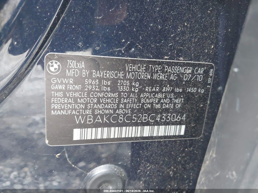 2011 BMW 7 series VIN WBAKC8C52BC433064 IAAI salvage auction — NORMAL WEAR, Clear (Montana), sold $425 on 2026-07-31 (photo 9)