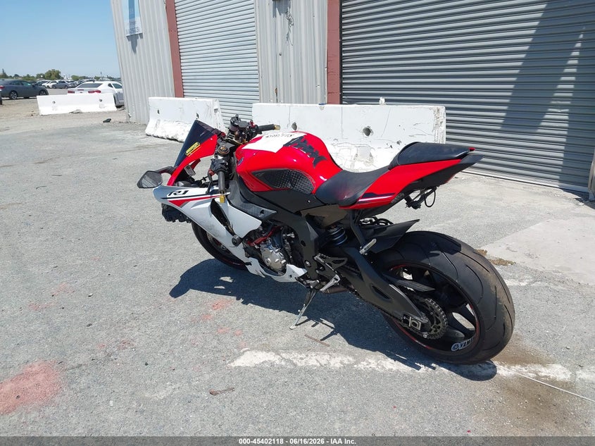 2015 Yamaha Yzf VIN JYARN39Y4FA000522 IAAI salvage auction — FRONT END, Salvage Title, sold $1,100 on 2026-07-29 (photo 3)