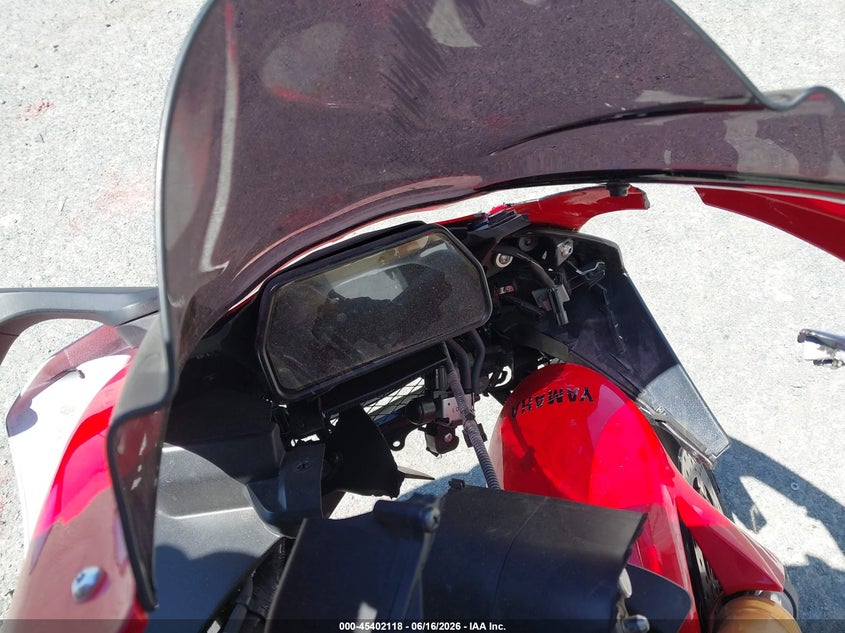 2015 Yamaha Yzf VIN JYARN39Y4FA000522 IAAI salvage auction — FRONT END, Salvage Title, sold $1,100 on 2026-07-29 (photo 7)