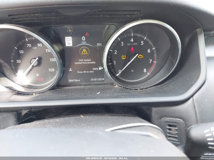 2017 Land rover Discovery VIN SALRTBBV5HA015207 IAAI salvage auction — NORMAL WEAR, Clear (Tennessee), sold $2,600 on 2026-07-19 (photo 7)