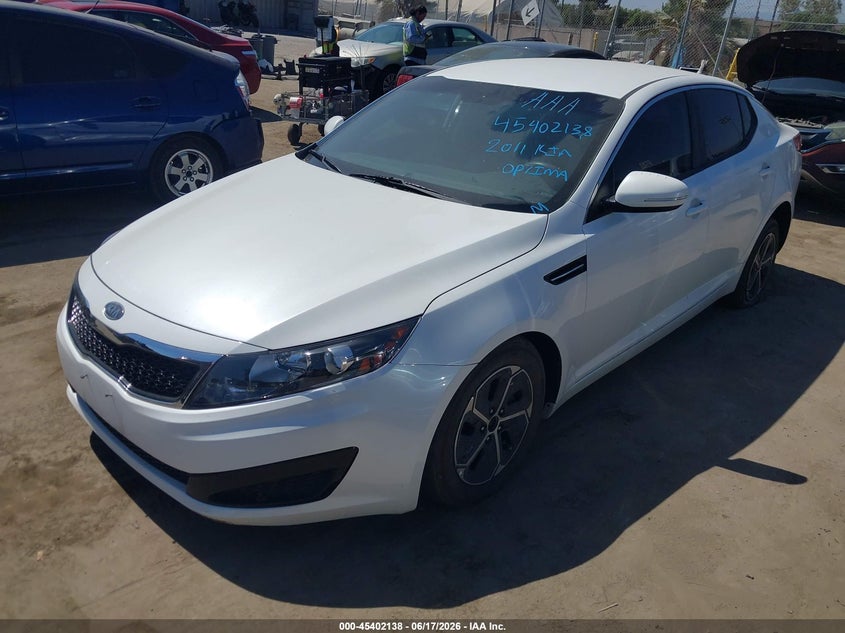 2011 Kia Optima VIN KNAGM4A71B5154659 IAAI salvage auction — RIGHT SIDE, Salvage (California), sold $650 on 2026-07-22 (photo 2)