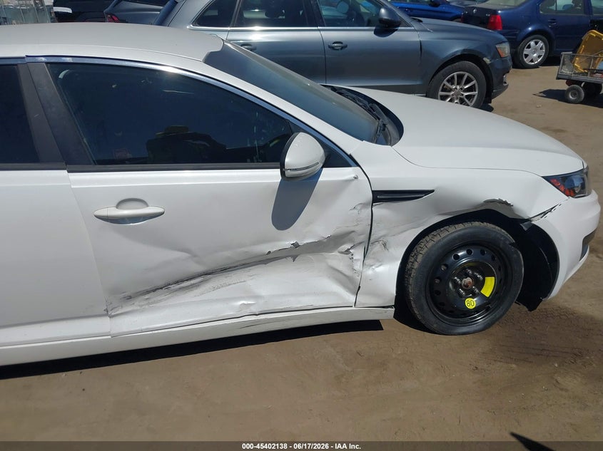 2011 Kia Optima VIN KNAGM4A71B5154659 IAAI salvage auction — RIGHT SIDE, Salvage (California), sold $650 on 2026-07-22 (photo 6)