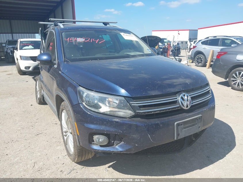 2014 Volkswagen Tiguan VIN WVGAV3AX3EW522320 IAAI salvage auction — RIGHT SIDE, Salvage (Texas), sold $600 on 2026-08-18 (photo 1)