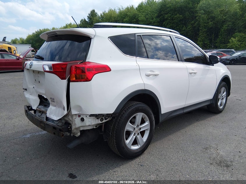 2014 Toyota Rav 4 VIN JTMRFREVXED094032 IAAI salvage auction — REAR END, Salvage (Connecticut), sold $5,150 on 2026-07-09 (photo 4)