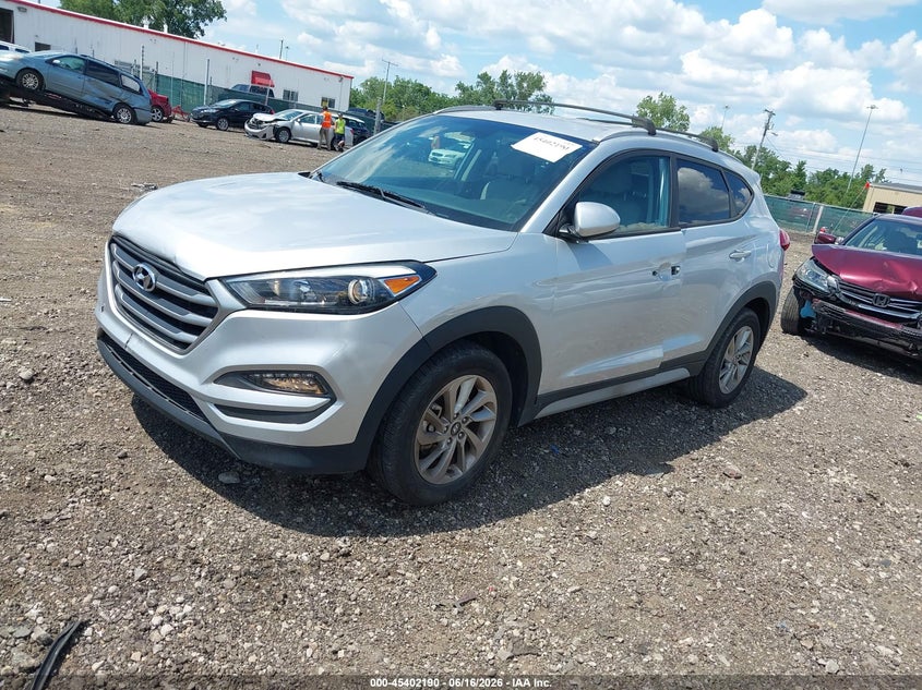 2018 Hyundai Tucson VIN KM8J33A44JU689531 IAAI salvage auction — FRONT END, Salvage (Ohio), sold $5,300 on 2026-07-08 (photo 2)