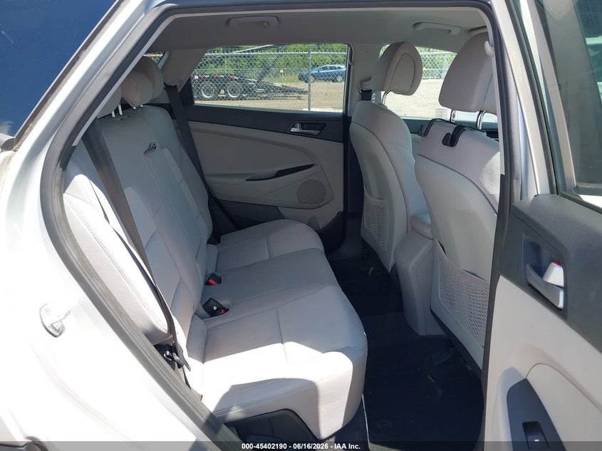 2018 Hyundai Tucson VIN KM8J33A44JU689531 IAAI salvage auction — FRONT END, Salvage (Ohio), sold $5,300 on 2026-07-08 (photo 8)