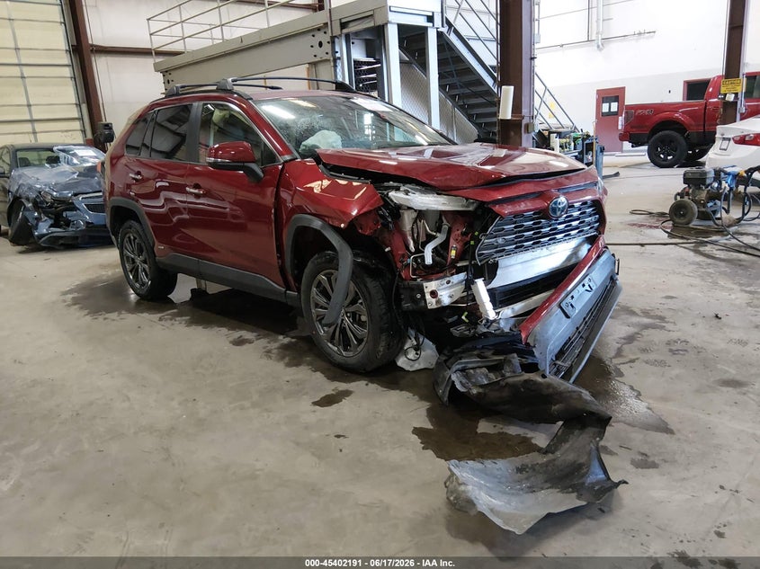 2024 Toyota Rav 4 VIN JTMD6RFV6RD118423 IAAI salvage auction — RIGHT FRONT, Salvage (Idaho), sold $12,300 on 2026-07-08 (photo 1)