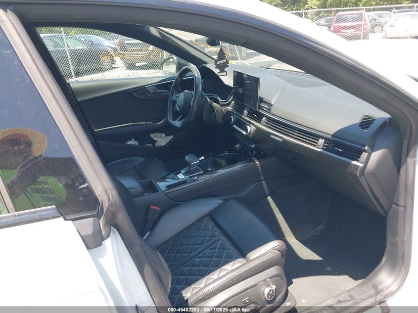2020 Audi VIN WAUC4CF5XLA020533 IAAI salvage auction — FRONT & REAR, Mv-907A (New York), sold $6,700 on 2026-07-15 (photo 5)
