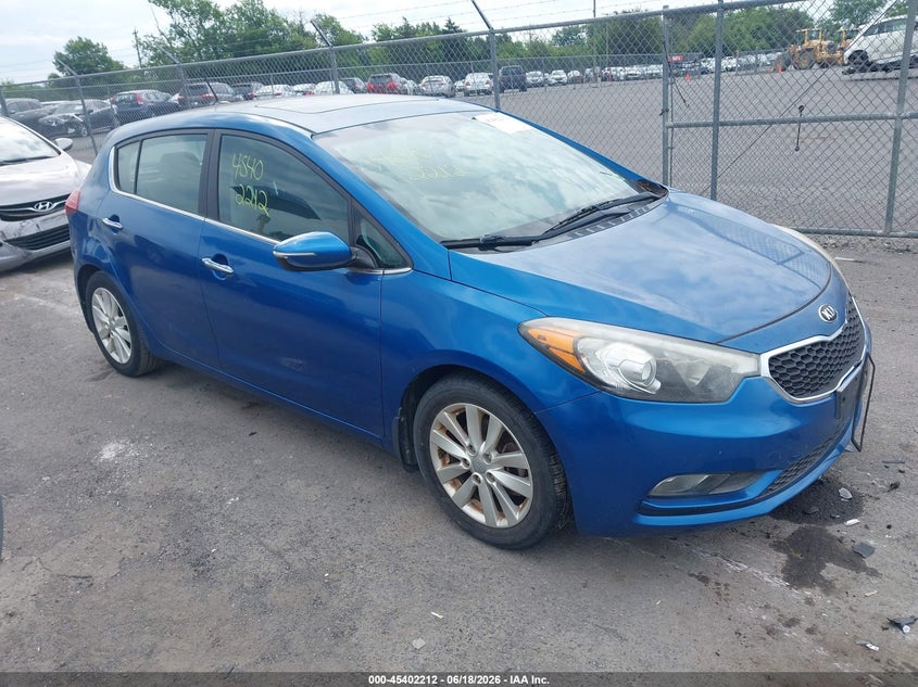 2015 Kia Forte VIN KNAFX5A84F5283857 IAAI salvage auction — NORMAL WEAR, Clear (Virginia), sold $1,000 on 2026-07-14 (photo 1)