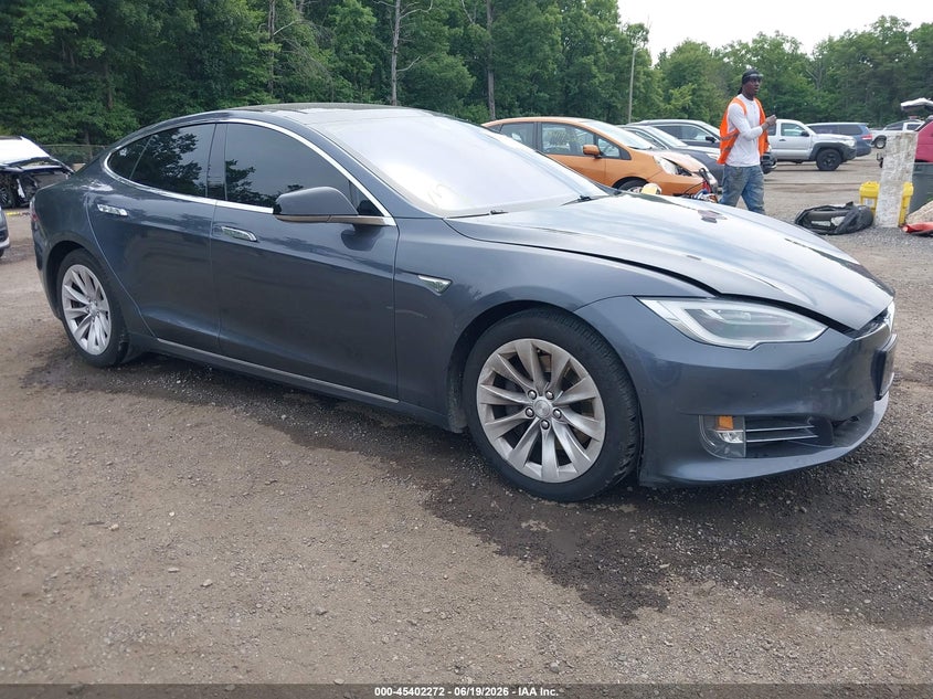 2016 Tesla Model s VIN 5YJSA1E23GF145311 IAAI salvage auction — SIDE, Salvage Title, sold $3,800 on 2026-07-31 (photo 1)