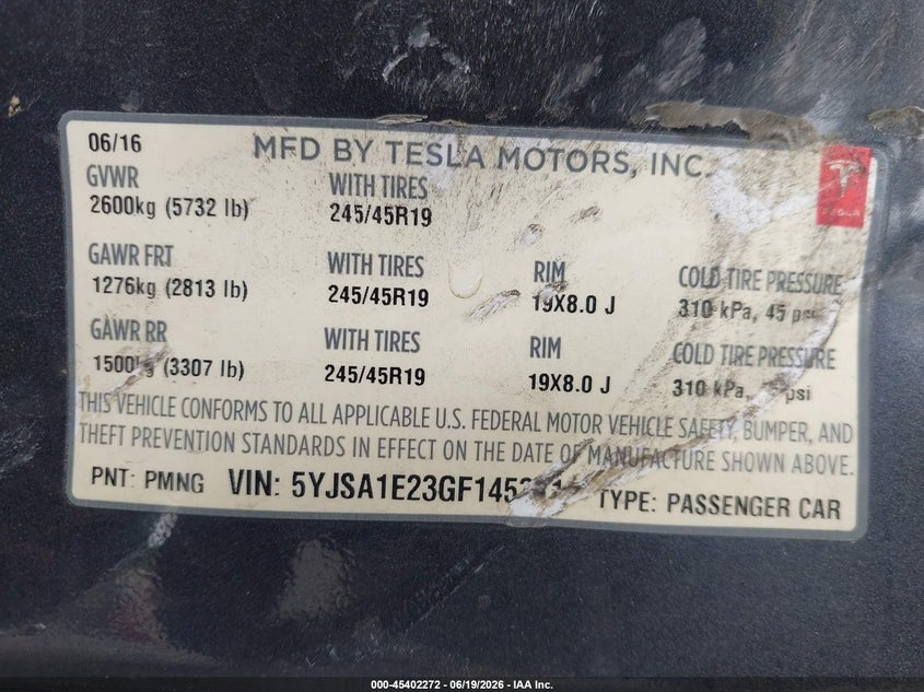 2016 Tesla Model s VIN 5YJSA1E23GF145311 IAAI salvage auction — SIDE, Salvage Title, sold $3,800 on 2026-07-31 (photo 9)