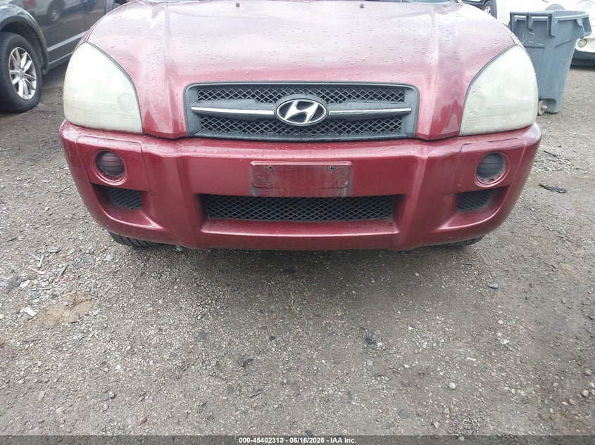 2007 Hyundai Tucson VIN KM8JM12B27U630985 IAAI salvage auction — NORMAL WEAR, Clear (Missouri), sold $550 on 2026-07-29 (photo 6)