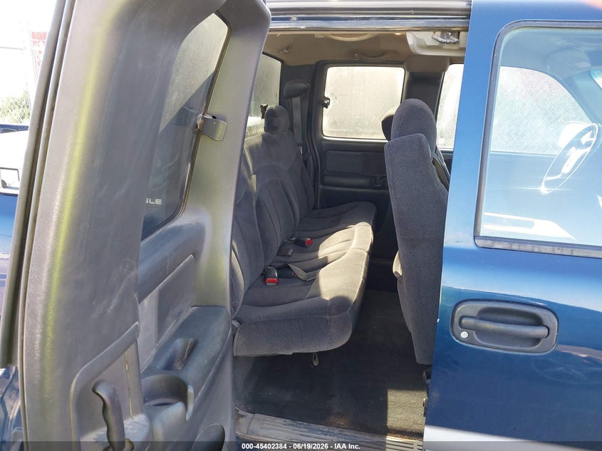 2000 Gmc Sierra 1500 VIN 1GTEC19TXYZ343812 IAAI salvage auction — NORMAL WEAR, Certificate Of Title (Nebraska), sold $675 on 2026-07-09 (photo 8)