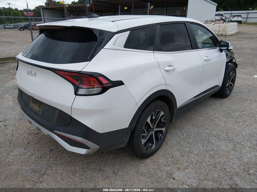 2025 Kia Sportage VIN 5XYK33DF0SG254322 IAAI salvage auction — RIGHT FRONT, Salvage Title, sold $7,600 on 2026-07-26 (photo 4)