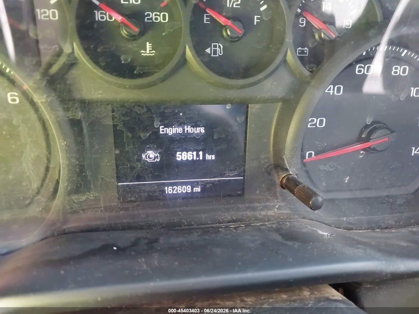 2022 Chevrolet Silverado VIN 1GCPYBEK1NZ172876 IAAI salvage auction — RIGHT FRONT, Salvage Title, sold $1,050 on 2026-08-19 (photo 7)