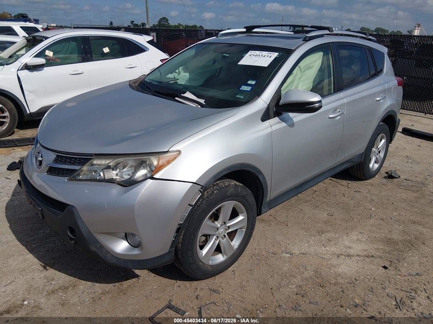 2014 Toyota Rav 4 VIN JTMWFREV6EJ005206 IAAI salvage auction — RIGHT FRONT, Salvage Title, sold $3,600 on 2026-07-14 (photo 2)