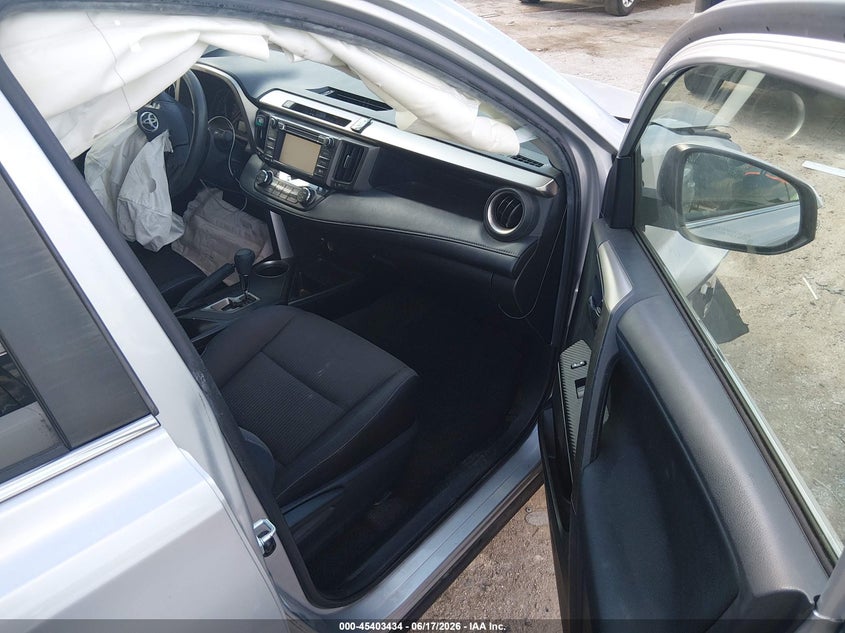 2014 Toyota Rav 4 VIN JTMWFREV6EJ005206 IAAI salvage auction — RIGHT FRONT, Salvage Title, sold $3,600 on 2026-07-14 (photo 5)