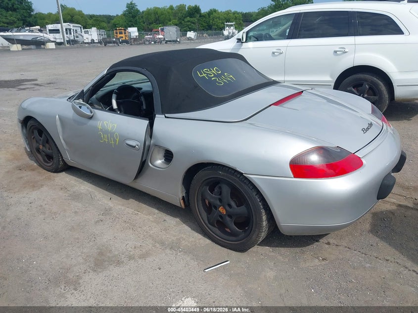 2000 Porsche Boxster VIN WP0CA2981YU624506 IAAI salvage auction — NORMAL WEAR, Clear (Virginia), sold $525 on 2026-07-28 (photo 3)
