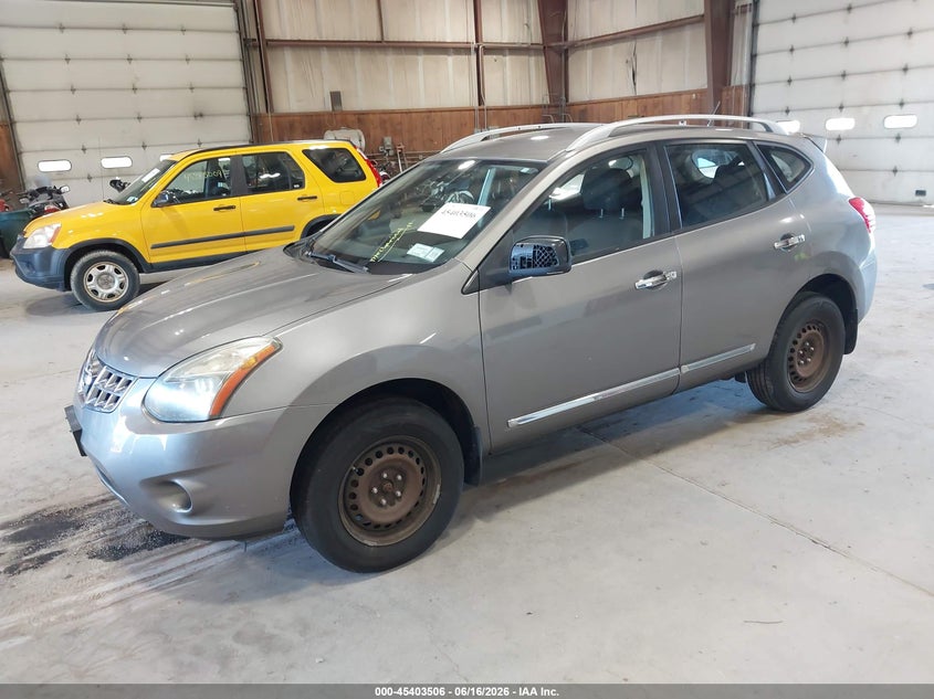 2015 Nissan Rogue VIN JN8AS5MV7FW769929 IAAI salvage auction — NORMAL WEAR, Clear (New York), sold $425 on 2026-07-15 (photo 2)
