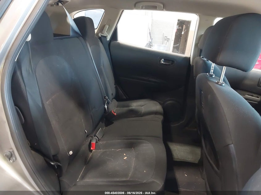 2015 Nissan Rogue VIN JN8AS5MV7FW769929 IAAI salvage auction — NORMAL WEAR, Clear (New York), sold $425 on 2026-07-15 (photo 8)