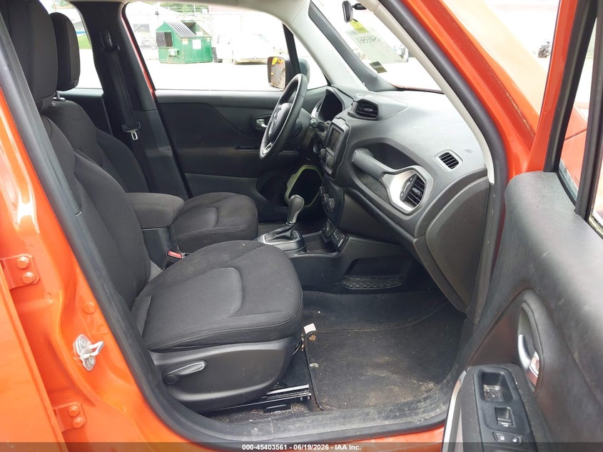 2018 Jeep Renegade VIN ZACCJBAB6JPJ06161 IAAI salvage auction — NORMAL WEAR, Sf97 (Maine), sold $575 on 2026-07-20 (photo 5)