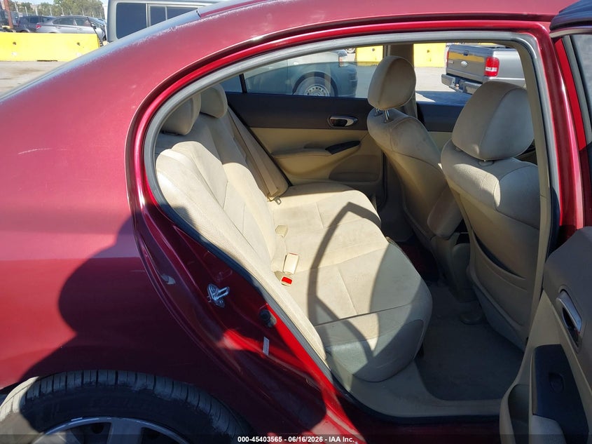 2007 Honda Civic VIN JHMFA16537S004198 IAAI salvage auction — NORMAL WEAR, Clear (Nevada), sold $375 on 2026-07-09 (photo 8)