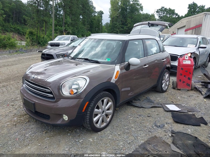 2015 Mini Countryman VIN WMWZB3C54FWR42940 IAAI salvage auction — REAR END, Salvage Title, sold $1,125 on 2026-08-04 (photo 2)