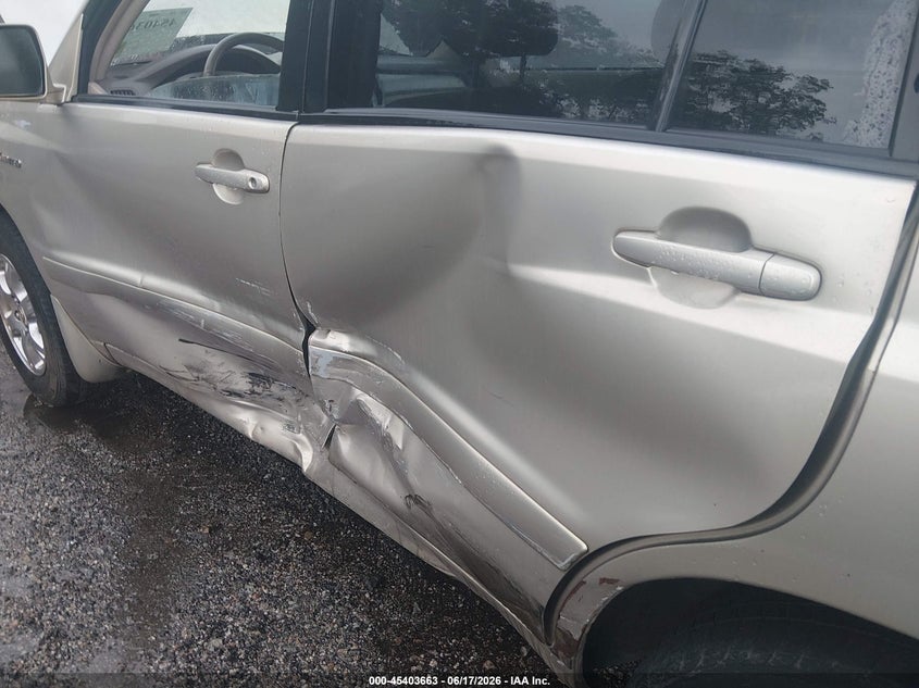 2005 Toyota Highlander VIN JTEDP21A850065861 IAAI salvage auction — LEFT SIDE, Salvage (South Carolina), sold $150 on 2026-07-22 (photo 6)