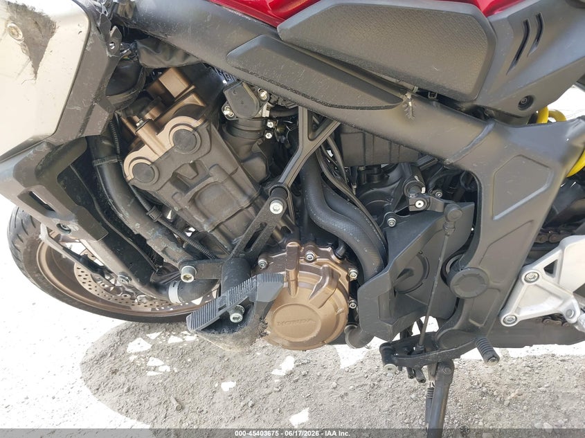 2019 Honda VIN MLHRH0257K5000122 IAAI salvage auction — FRONT & REAR, Salvage Title, sold $1,400 on 2026-08-01 (photo 9)