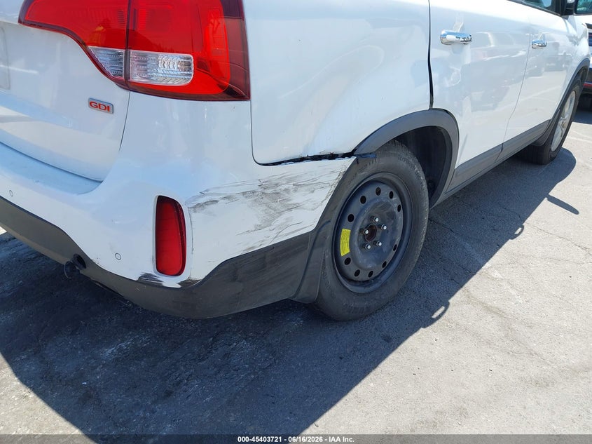 2015 Kia Sorento VIN 5XYKT4A74FG555832 IAAI salvage auction — NORMAL WEAR, Salvage (California), sold $1,100 on 2026-07-09 (photo 6)